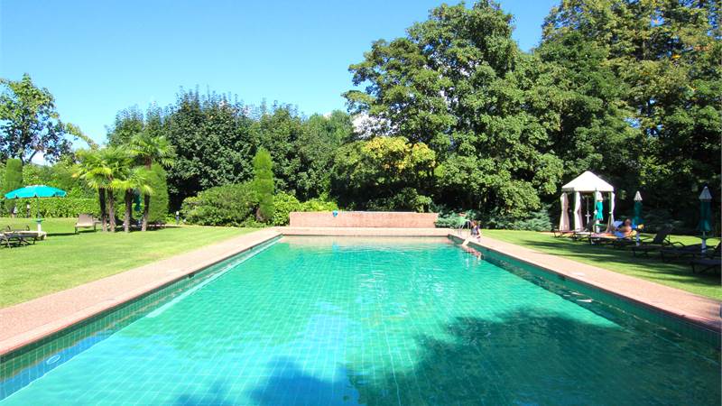 Gentilino: appartamento 3.5 locali, 150 mq, ristrutturato, piscina, immerso nel verde
