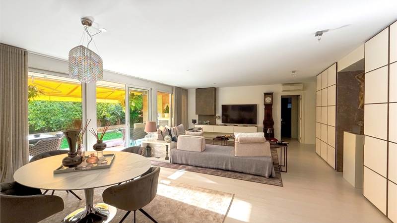 Lugano-Viganello: elegante appartamento 5.5 locali con giardino, terrazza e giardino 